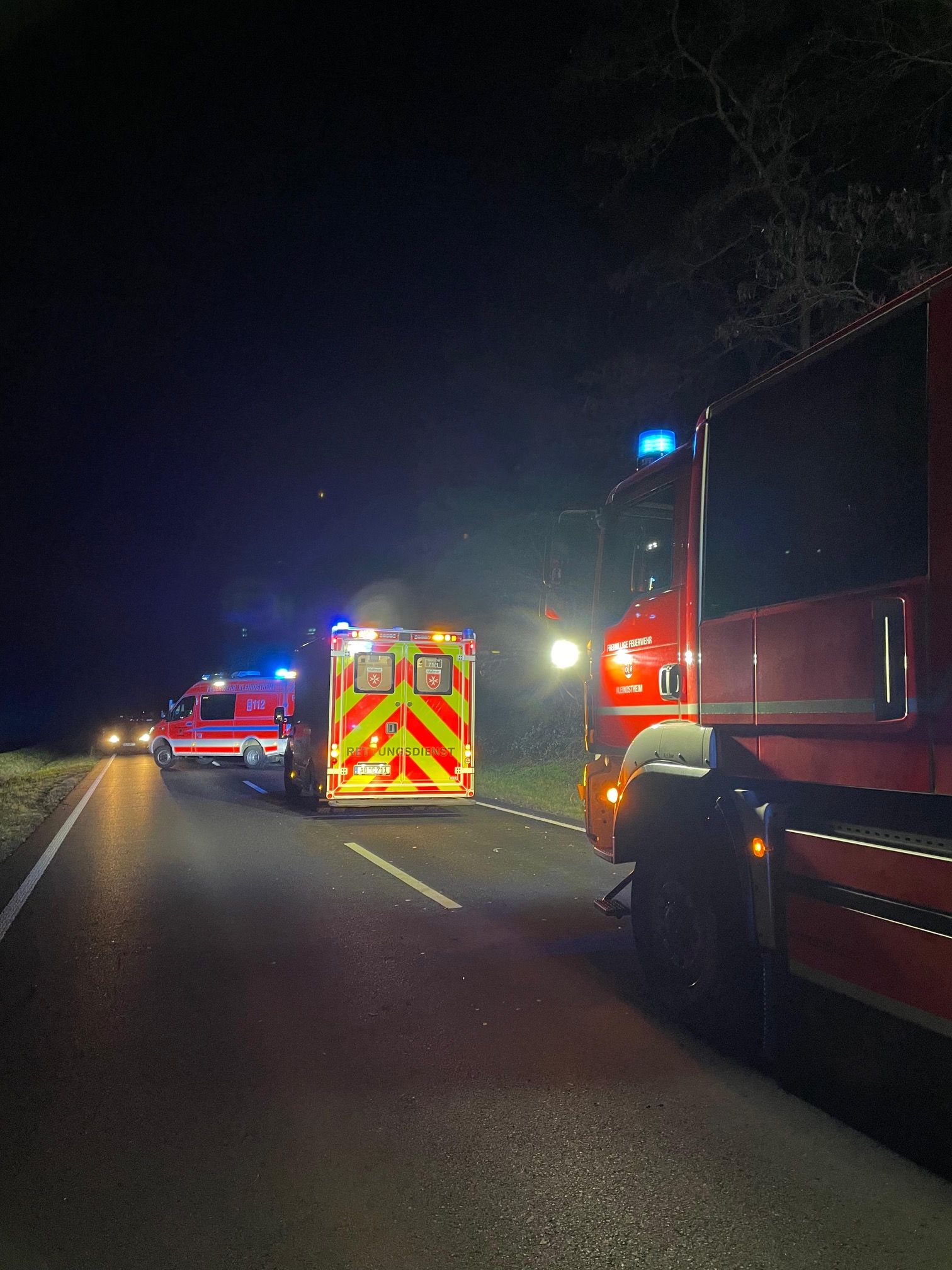 bffbd09b 7bb7 4d98 9db8 99febdf5d639