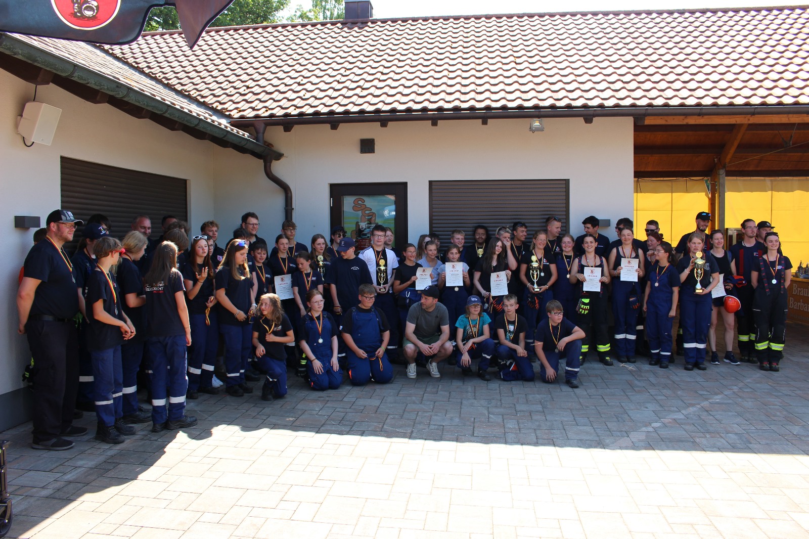 e8151680 dd4c 4640 bb9b eb91f7814d48