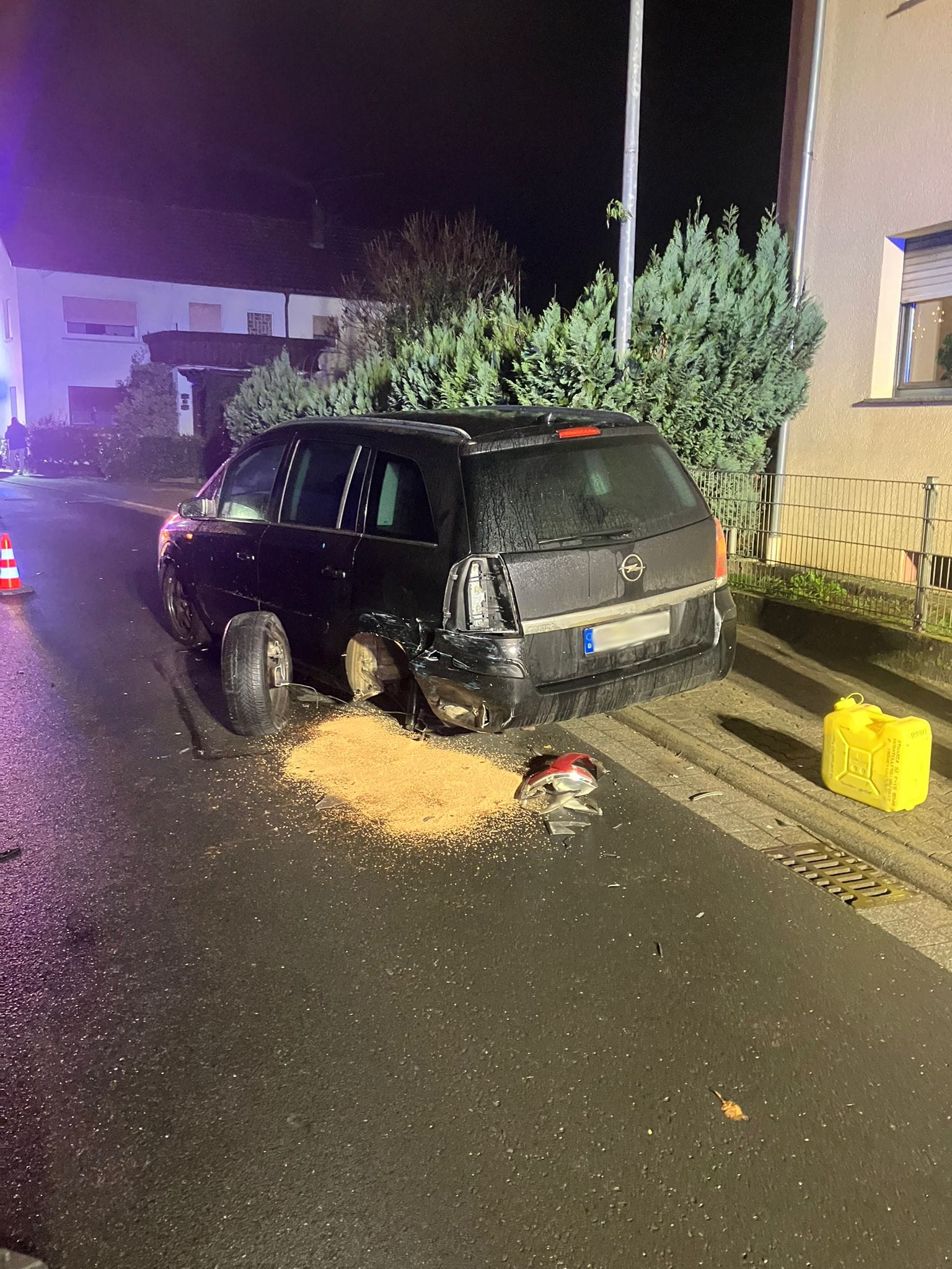 0739c1fd 1291 40b4 85b4 a4ec3db03b73