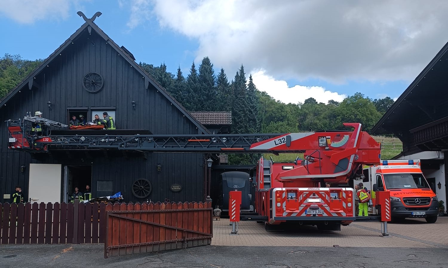 20240810 Nachbarliche Hilfe der FF Großostheim bei Unterstützung RD in Mömlingen 3