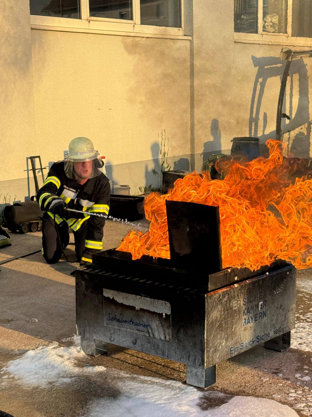 20250513 Schaumausbildung der FF Westerngrund in Mainaschaff 10