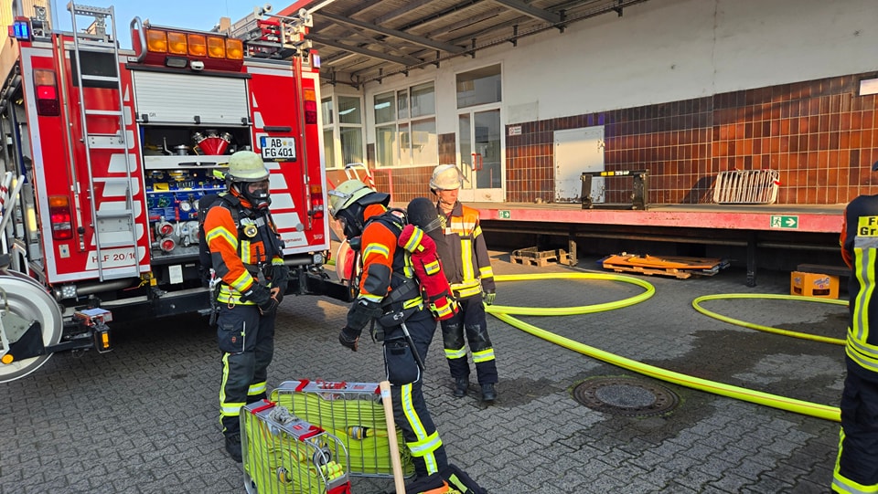 20250618 FF Großostheim Übung in Brauerei 1