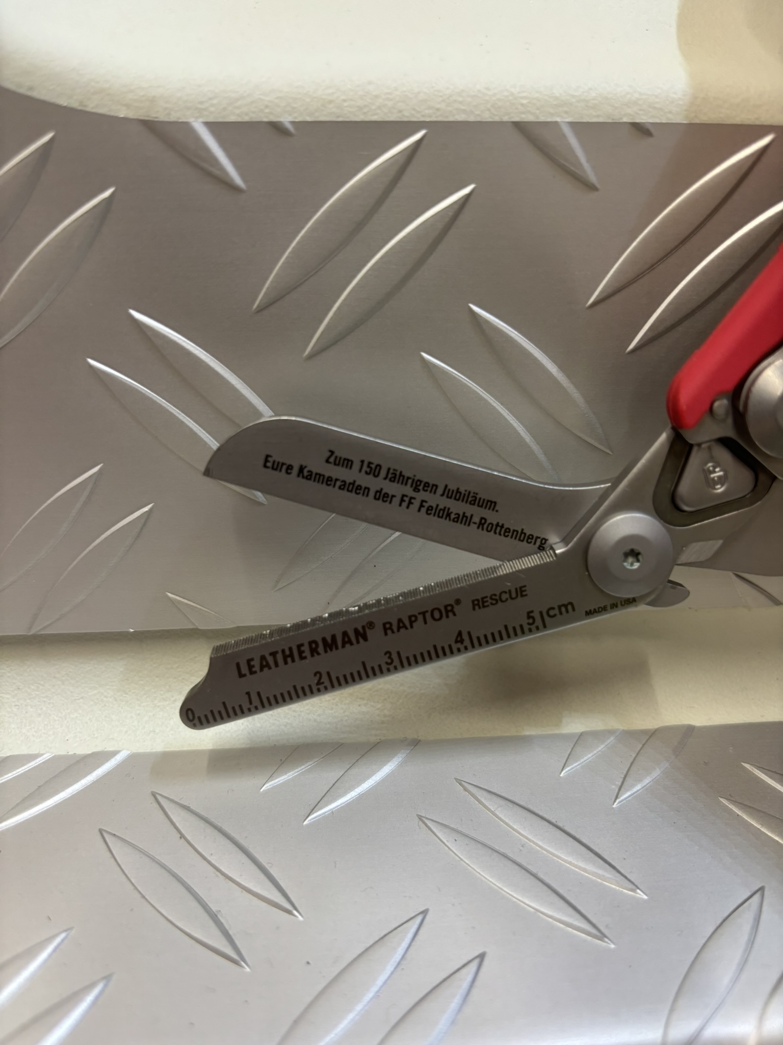 20250807 FF Sailauf Geschenk an FR Team von FF Feldkahl Rottenberg 3