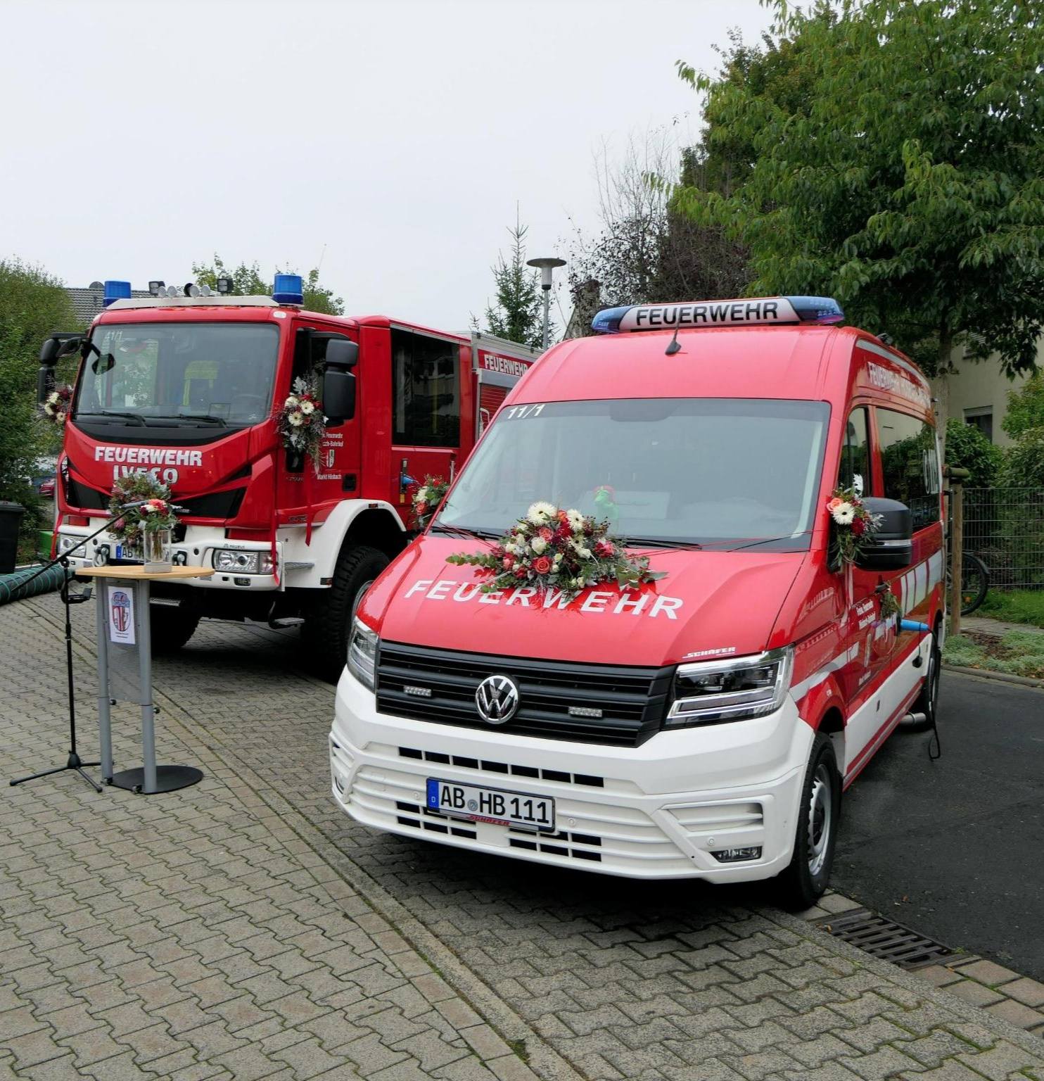 20250927 FF Hösbach Bahnhof Übergabe und Segnung von zwei neuen Fahrzeugen 1