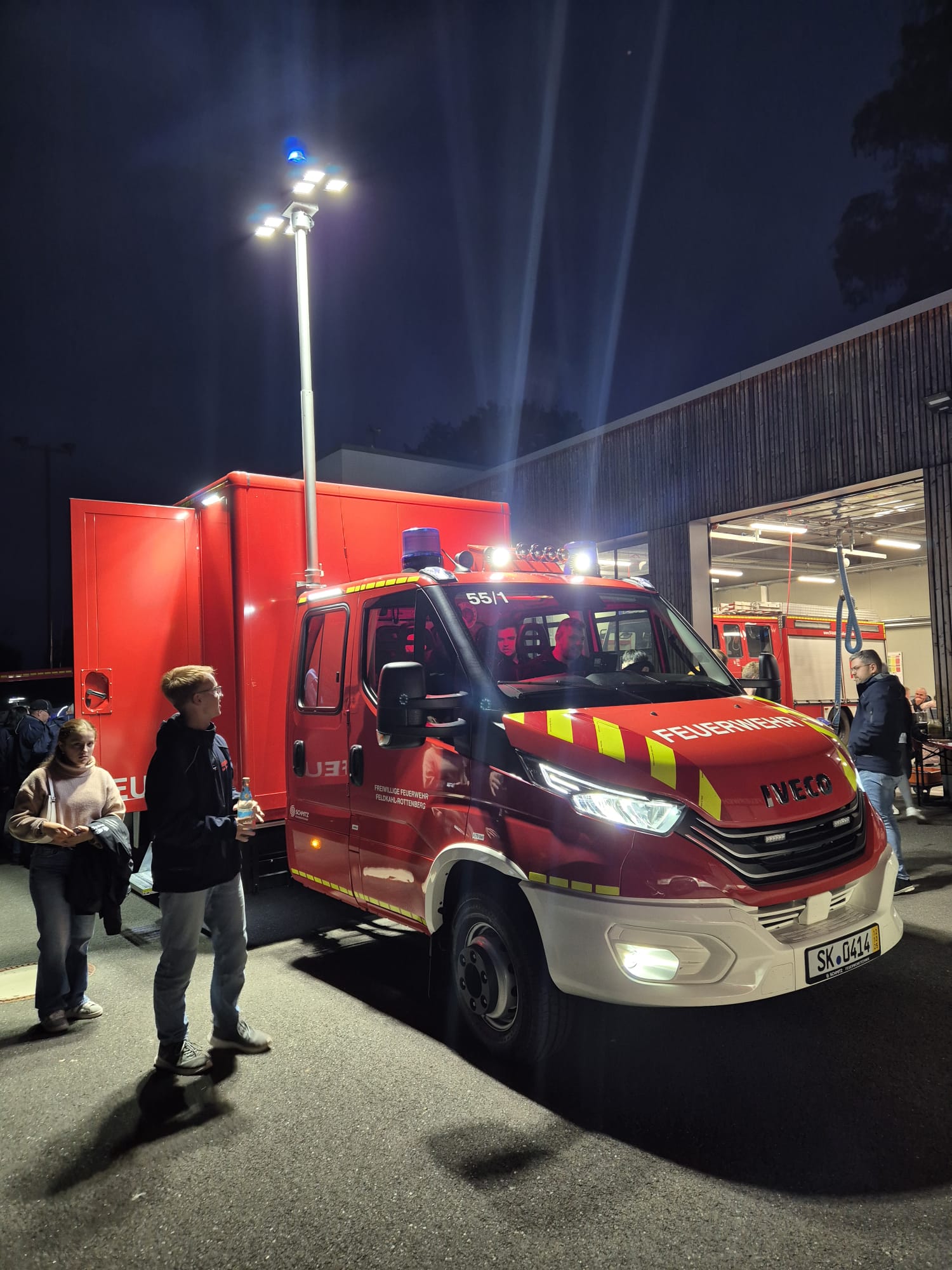 20251008 FF Feldkahl Rottenberg Abholung neuer GW L 1 2