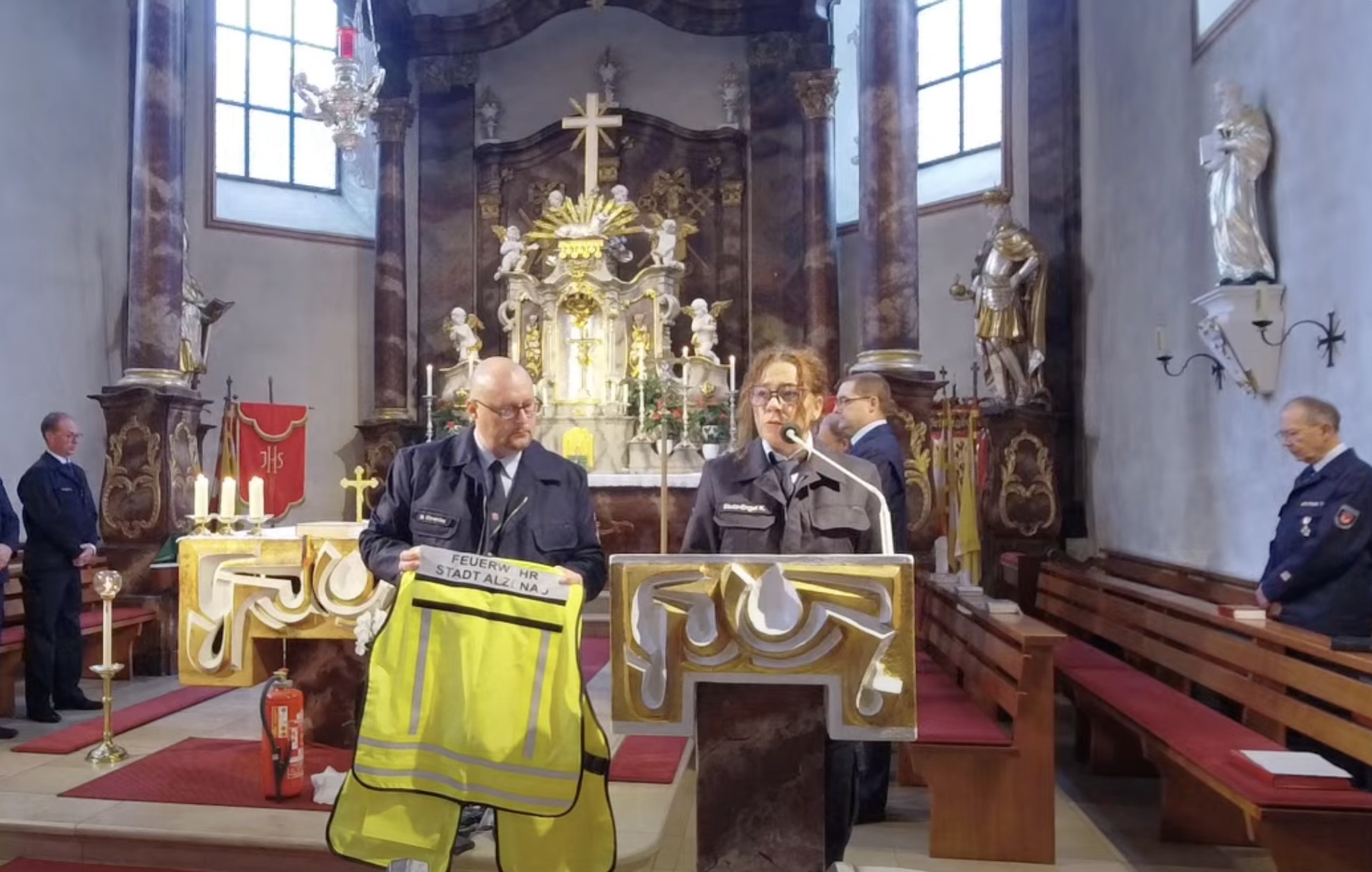 20251012 Gemeinsamer Kirchgang der FF Alzenau 3