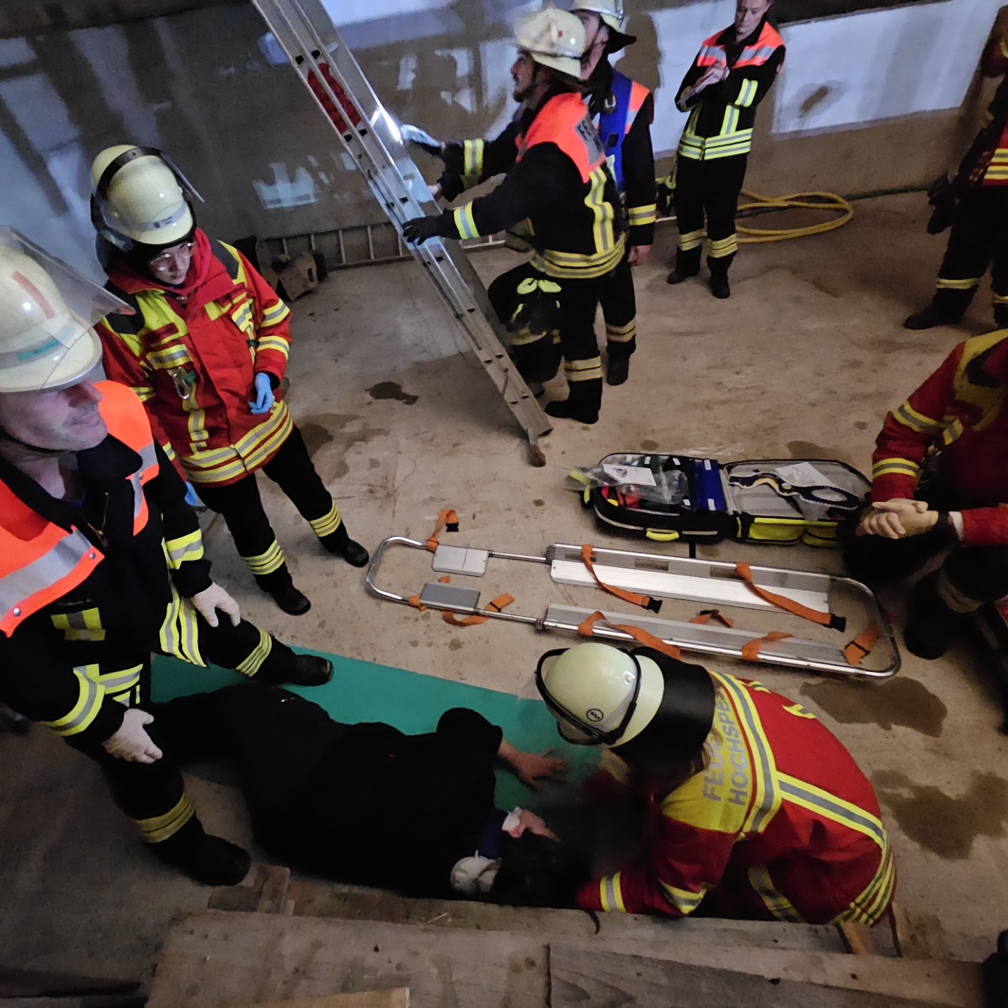 20251013 Übung der Feuerwehrsanitäter Heinrichsthal und Wiesen 3
