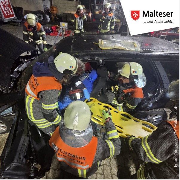 20251021 FF Waldaschaff THL Übung mit dem MHD 2