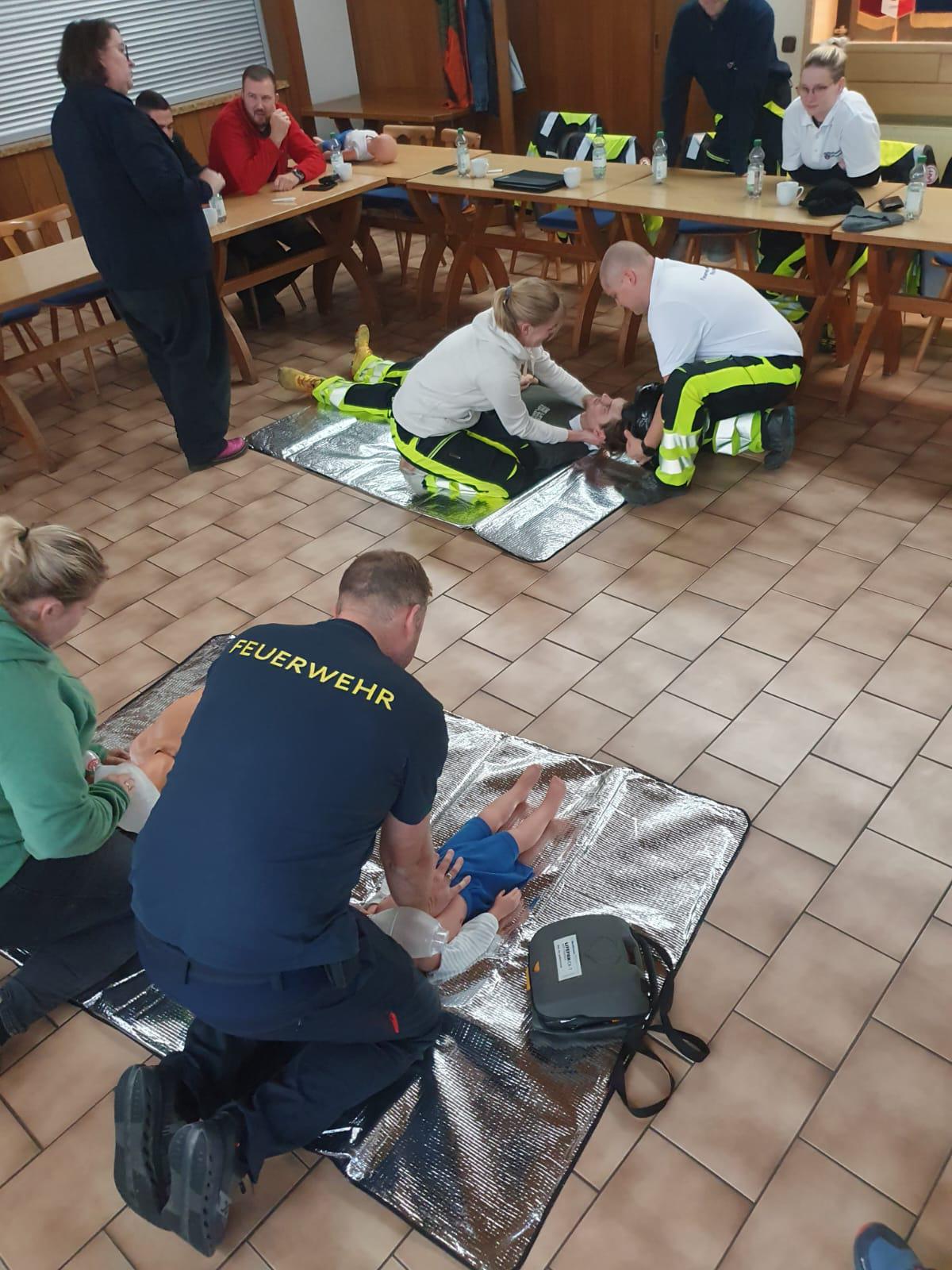 20251025 Seminar Erste Hilfe am Kind in Glattbach 5