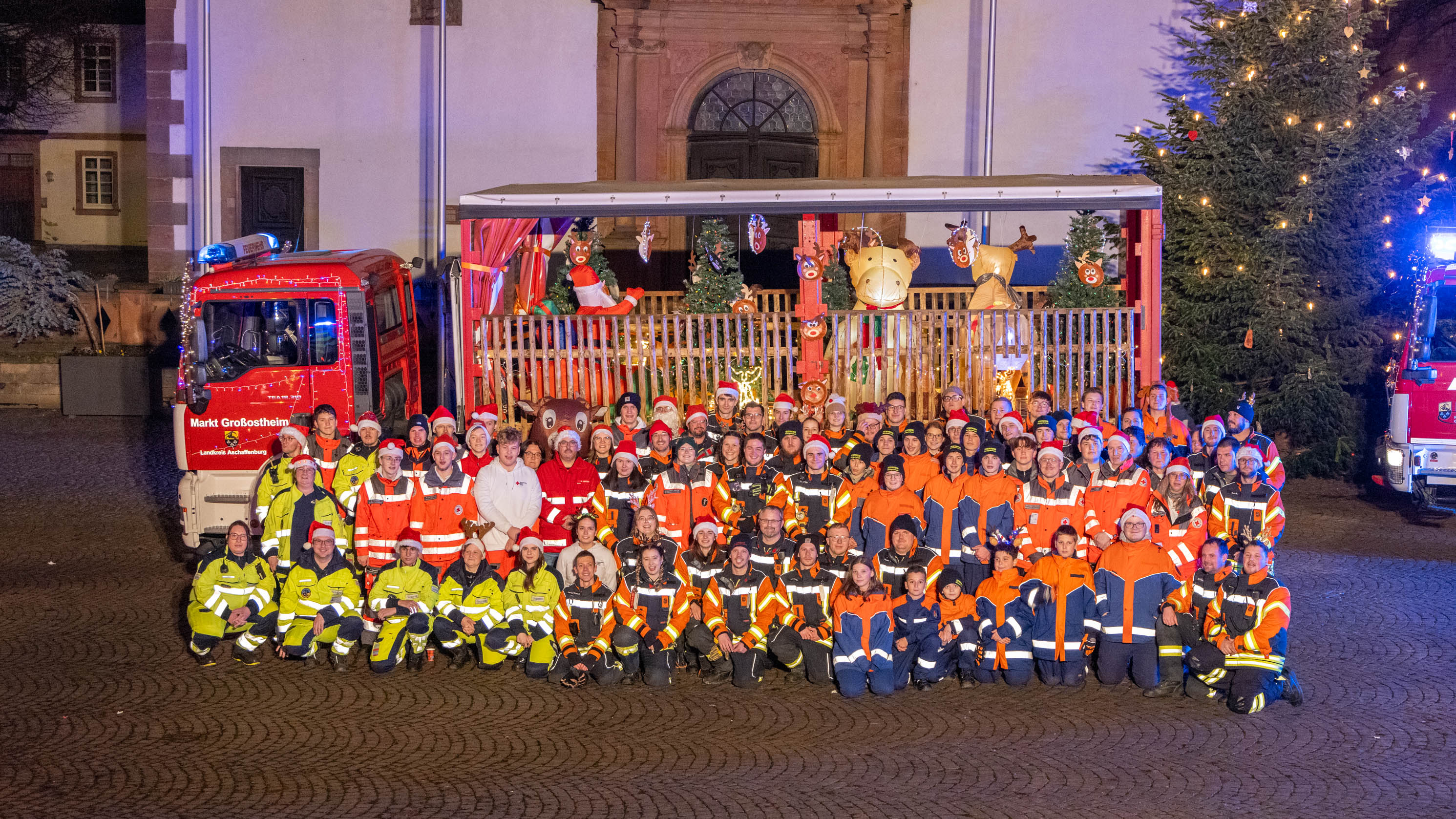 20251214 FF Großostheim Lichterfahrt 2025 24