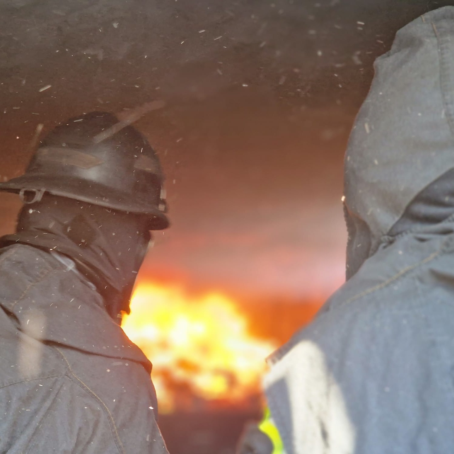 Ausbildung im holzbefeuerten Brandübungscontainer