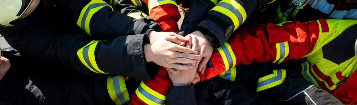 Feuerwehrgemeinschaft Banner Zusammenhalt