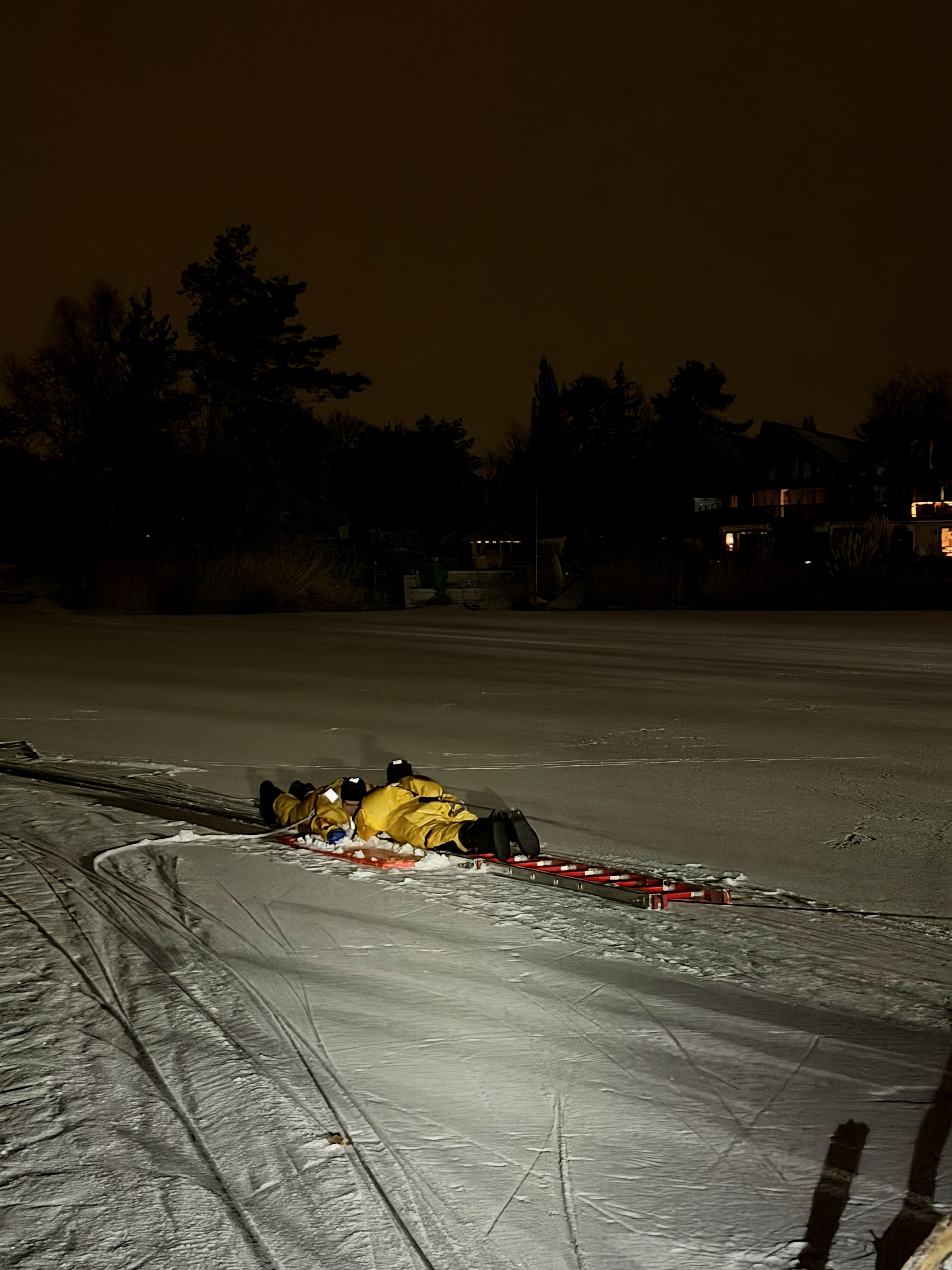 20260108 FF Großostheim Übung Eisrettung Sonneck See 2