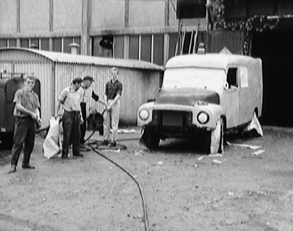 19610909 FF Ringheim Umbau Postauto zu Feuerwehrfahrzeug 2