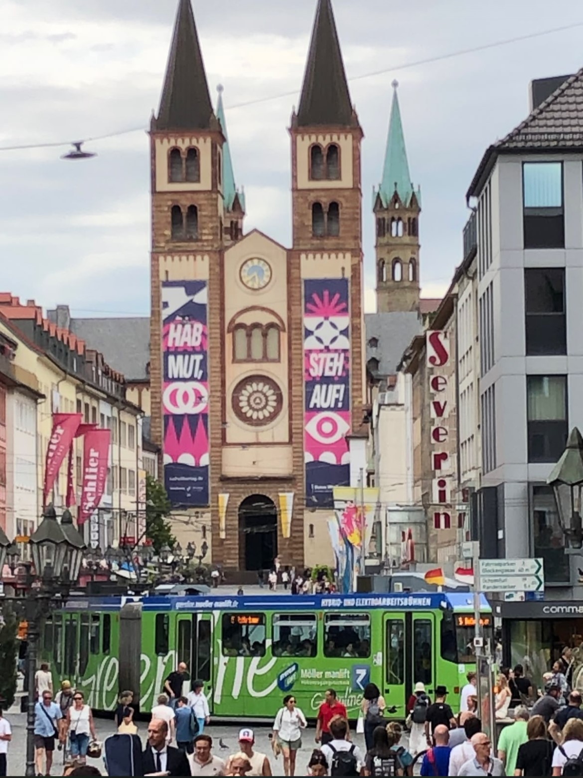 20260707 Blaulicht Gottesdienst im Kiliansdom Würzburg 17