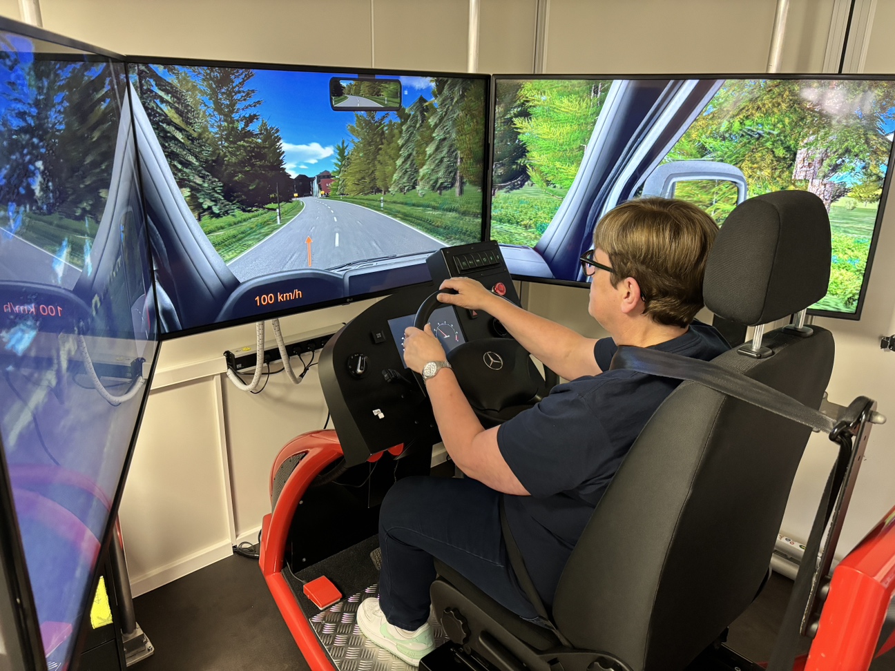 20240526 Fortbildung im Einsatzfahrtensimulator in Hösbach 1